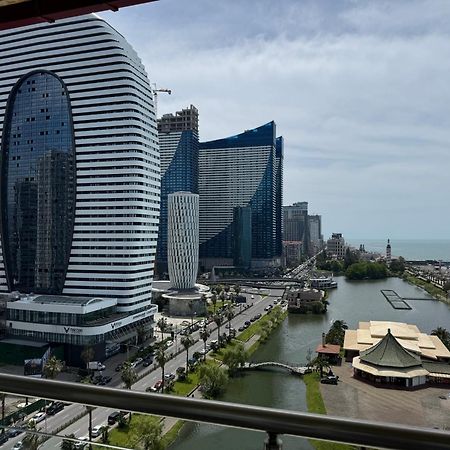 Batumi Seaside Magnolia Lägenhet Exteriör bild